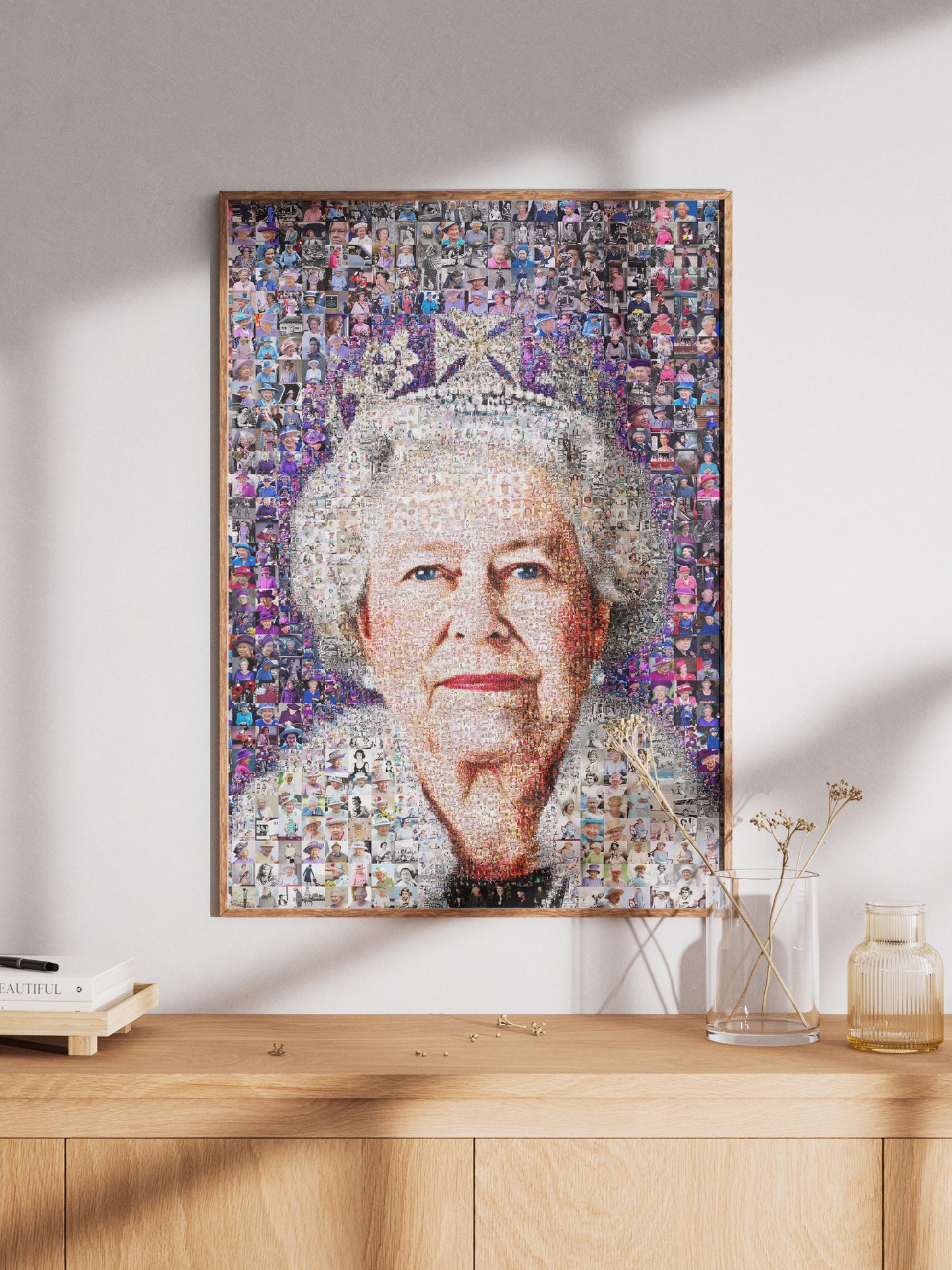 Stunning Elizabeth II Mosaic Artwork - Iconic British Queen Portrait for Home Decor