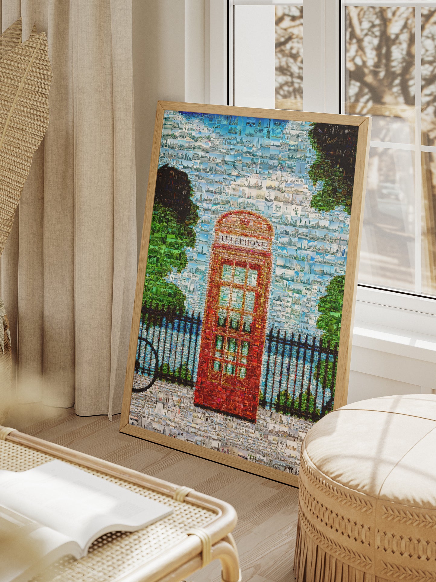 London Mosaic Art: Iconic Red Telephone Box in Stunning Detail | Unique Wall Decor AtelierMosaics