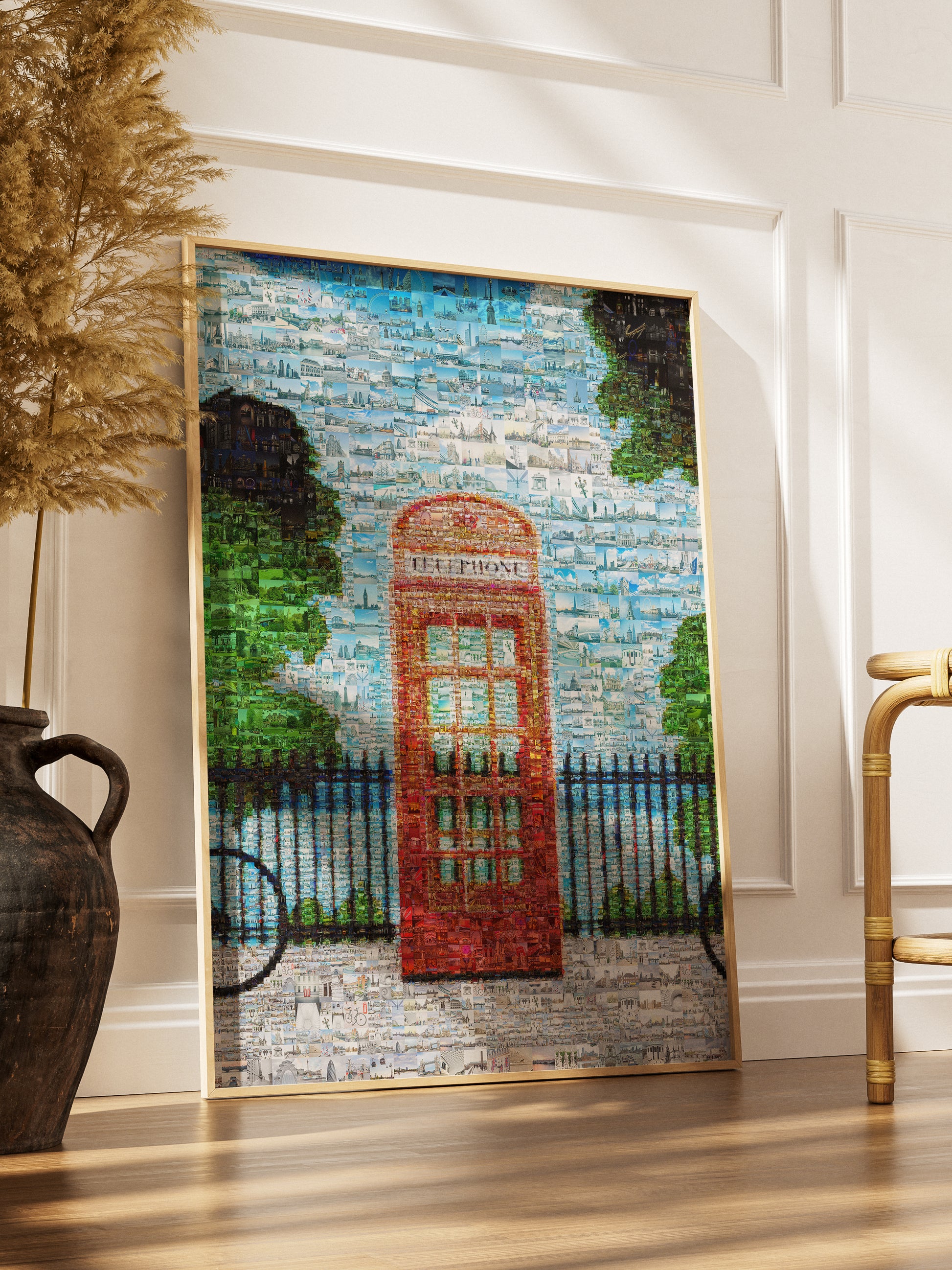 London Mosaic Art: Iconic Red Telephone Box in Stunning Detail | Unique Wall Decor AtelierMosaics