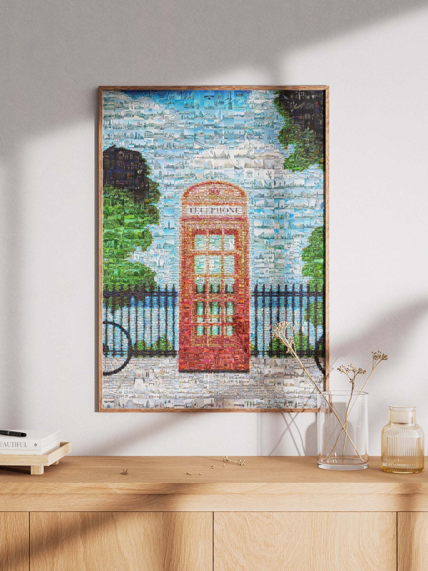 London Mosaic Art: Iconic Red Telephone Box in Stunning Detail | Unique Wall Decor AtelierMosaics